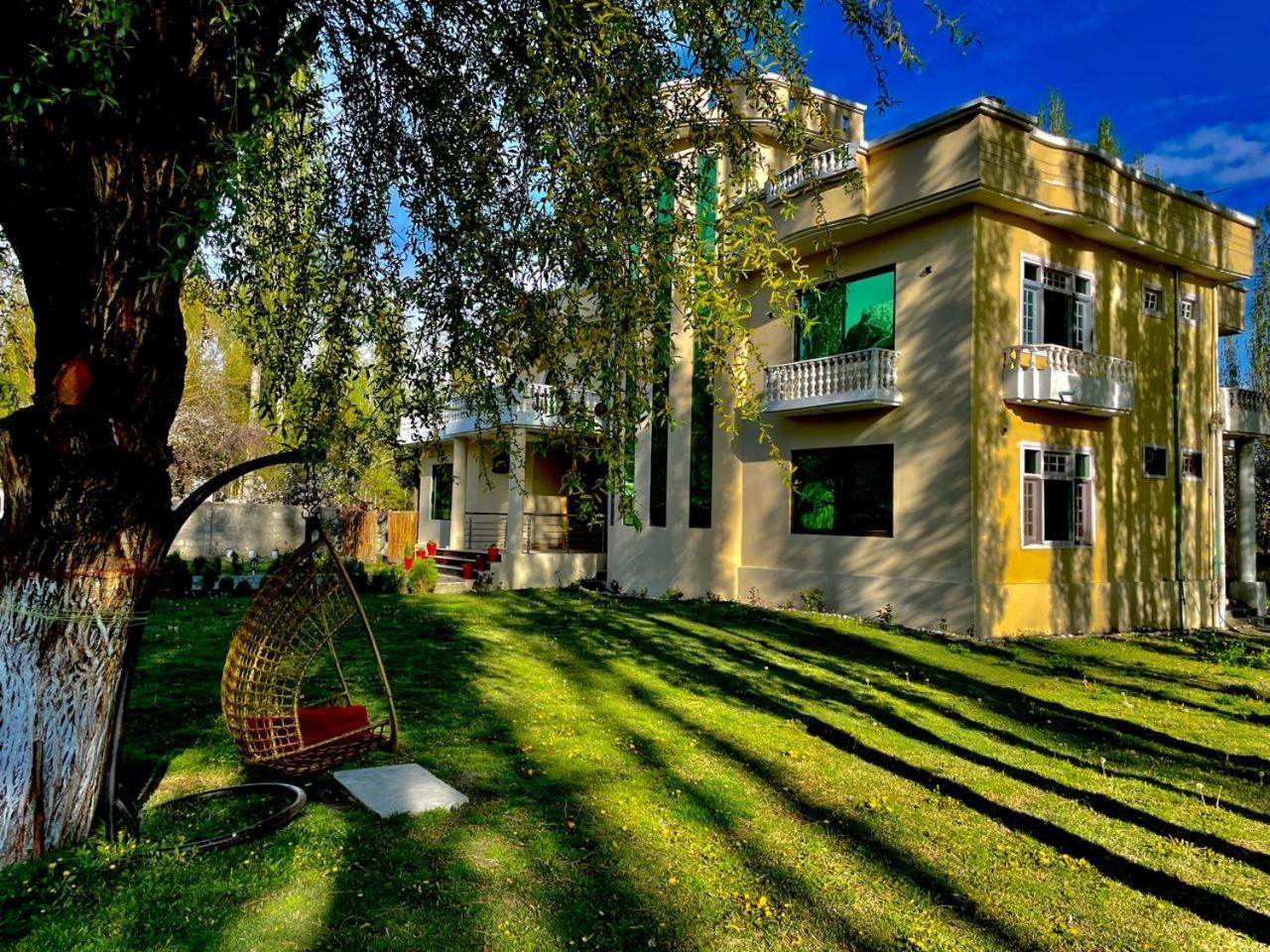 Skardu Saraye Hotel & Resort Esterno foto