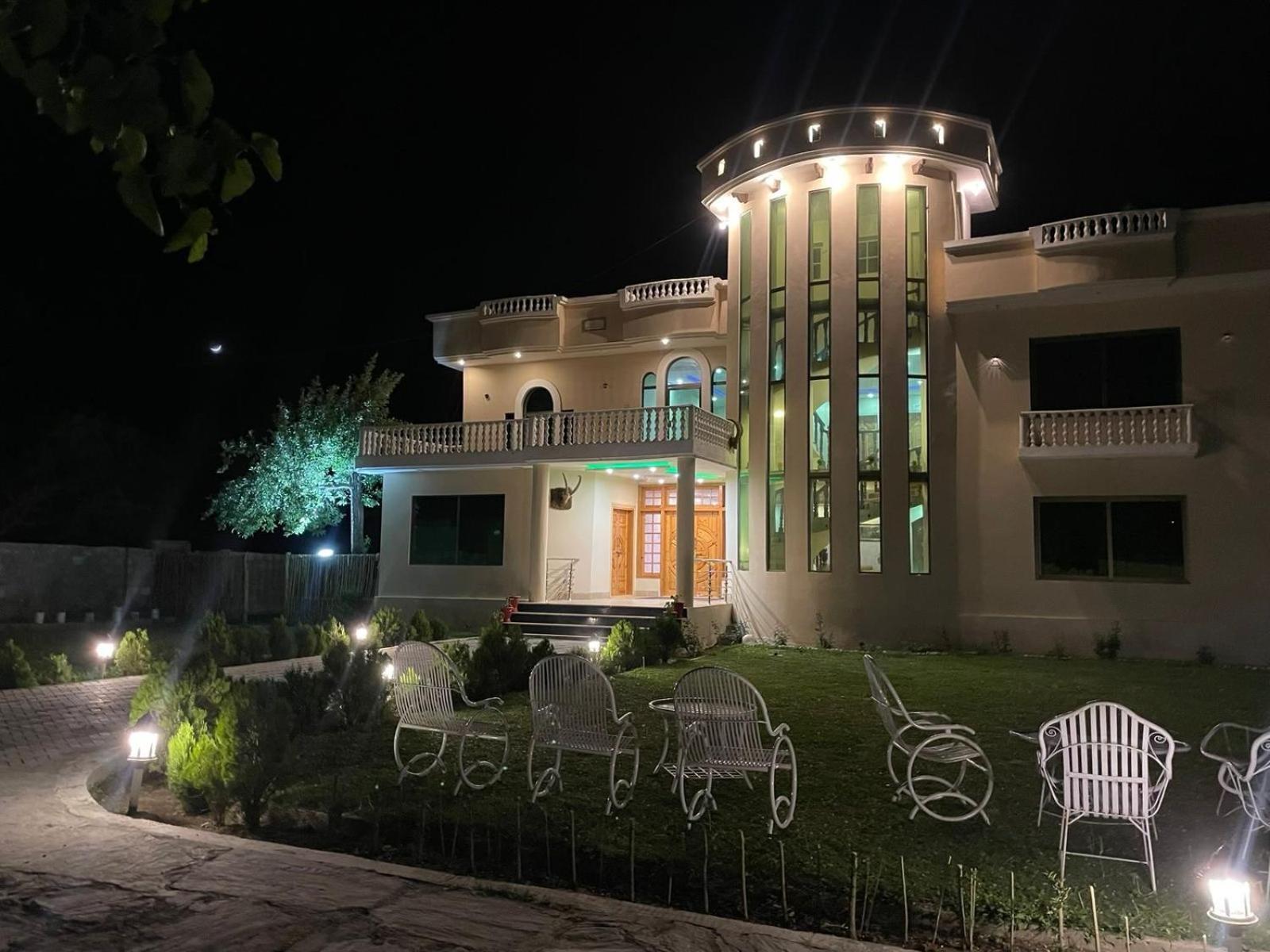 Skardu Saraye Hotel & Resort Esterno foto